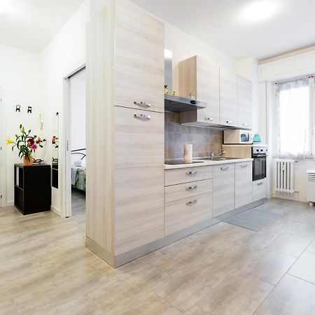 Renovated Flat Subway Yellow Line Milan Extérieur photo